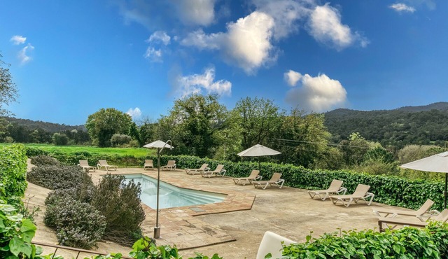 Mas Tarres L'Acacia: Pool, BBQ, Garden, AC, Playground, Nature Retreat