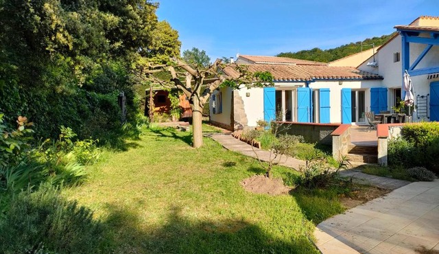 MAS VALLCROSA Studio calme et confortable avec piscine