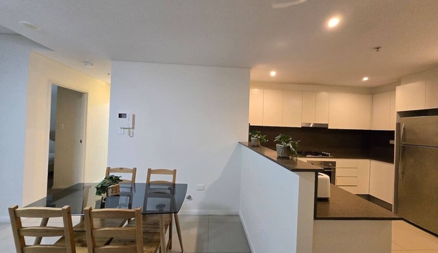 Mascot 2 bed 027 Close to station easy to anywhere