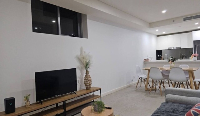 Mascot 2 bed 213 Close to station easy to anywhere