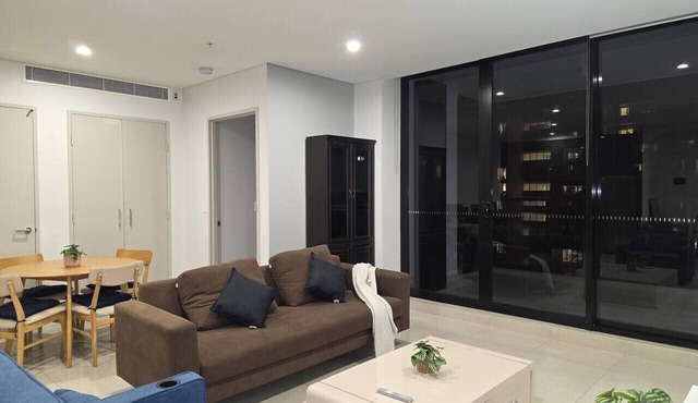 Mascot 2 beds 13 Close to station easy to anywhere