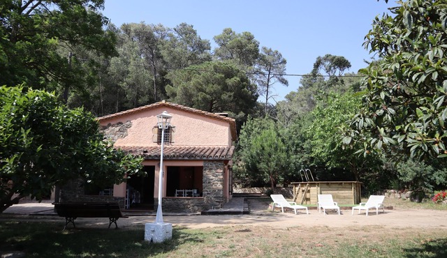 Masia Can Ninot - Combine beach & countryside!