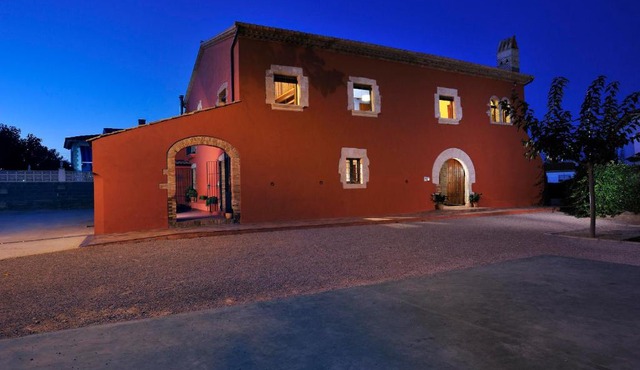 Masia Casa Roja