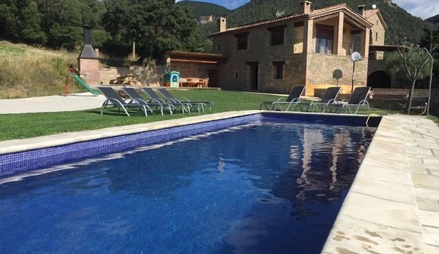 Masia La Coromina country house for 10 people perfect (full rental)
