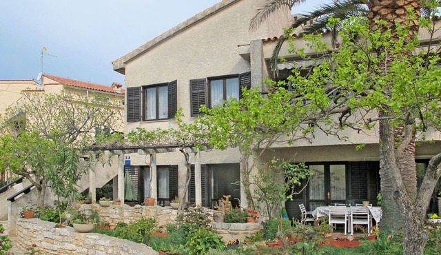 Maslina by Interhome