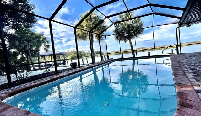 Mason Creek Lodge - Waterfront Pool Home - Fishing - Scalloping