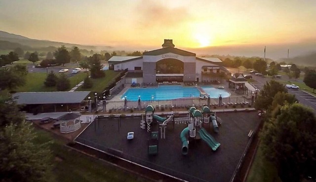 Massanutten Mountain Home w/Views + Game Room