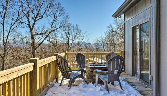 Massanutten Resort Home w/Deck + Mountain Views!