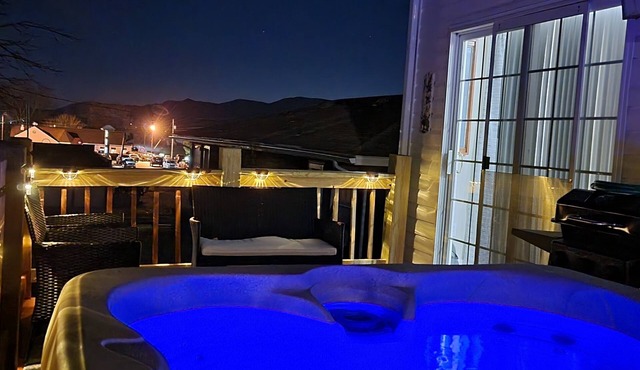 Massanutten Sanctuar/HOT TUB, Fire pit and 2 minutes to River Access