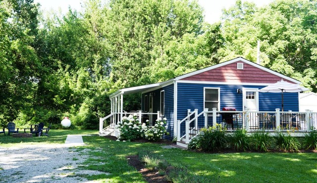 Massie Cabin, PIB Cabins