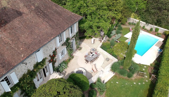 Massignieu De Rives: 19th Mansion with breathtaking mountain view