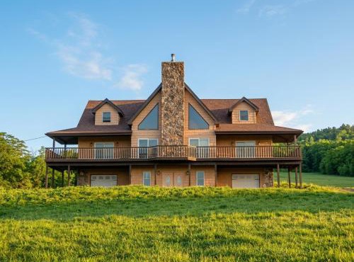 Massive 6BR 5BA Country Home with Central AC