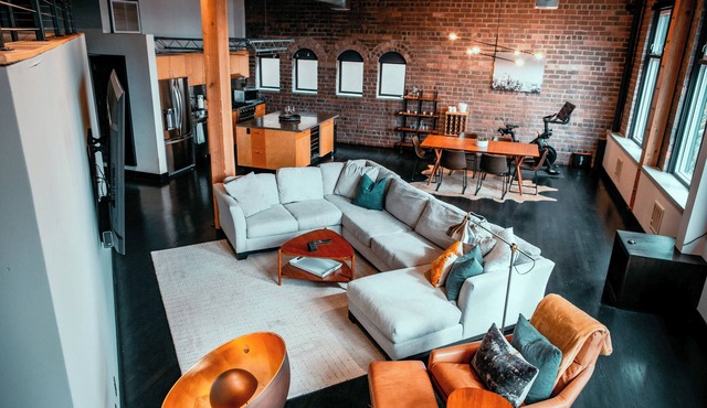 Massive Downtown Seattle Loft - Free Parking Included!