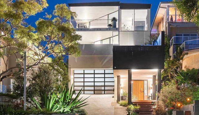 Massive Sydney Harbour Views - Luxury Home between Mosman and Manly