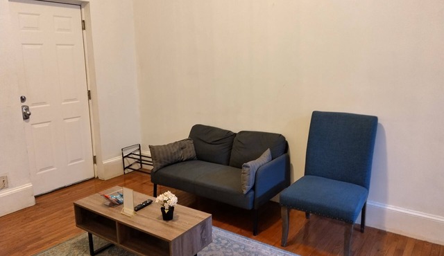 Master 1 bedroom - 2 beds queennlocated at center city