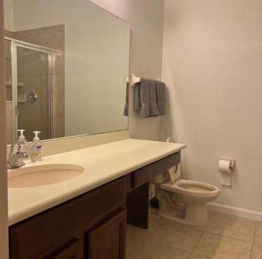 Master bedroom next to the airport