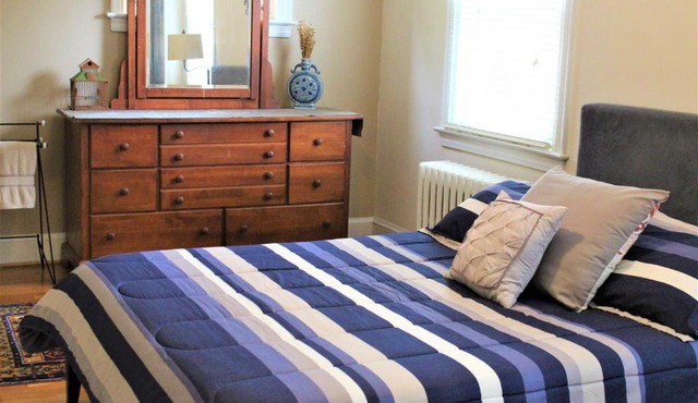 Master Bedroom-Private Bath, Washington DC