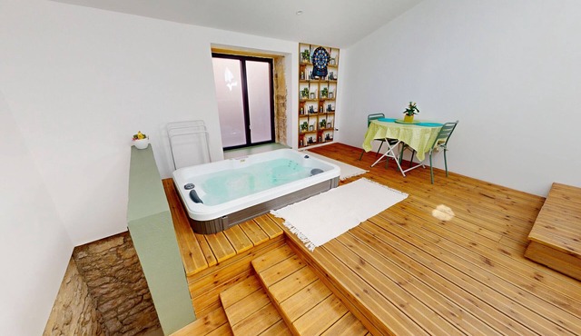 Master house in Poussan - 6 pers, spa and old charm