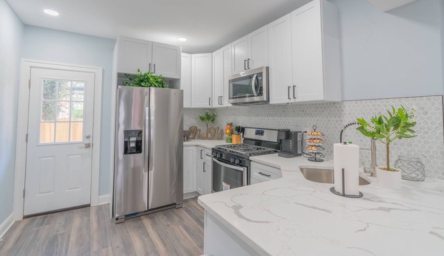*Master Suite* 11 GUESTs | Group Stay | 3 Floors