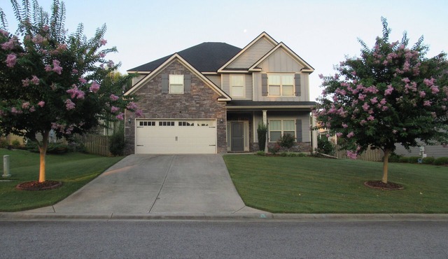 Masters Housing -5.6 miles to Masters