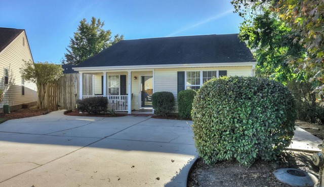 Masters Rental 2-bedroom townhome with WiFi, AC in fabulous Augusta