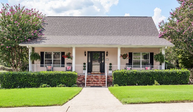 Masters Rental 5 Miles from AGC