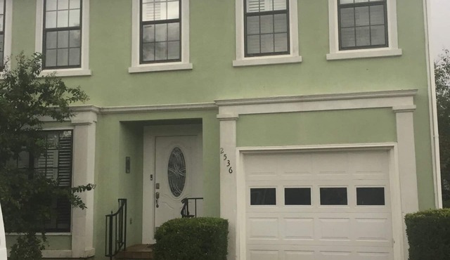 Masters rental half mile from course!