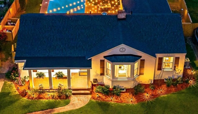 Masters Rental with Pool!!