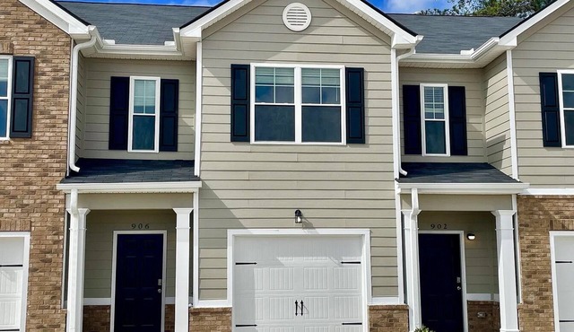 Masters Retreat: Charming 2 bedroom 2.5 bath Townhome Near Augusta National!