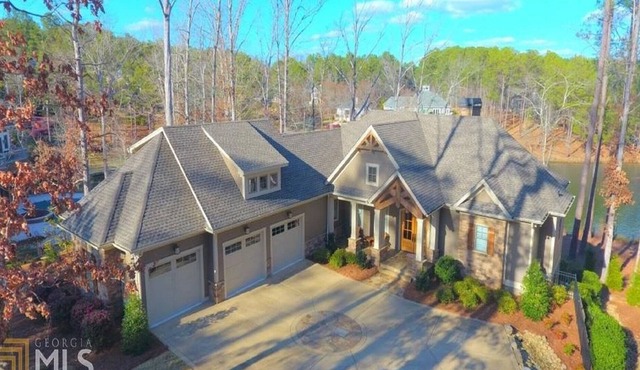 Masters Week - Luxury 6 BR Lakefront Home w/Spa in Harbor Club on Lake Oconee
