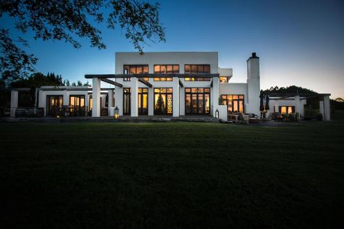 Matakana Estate Lodge