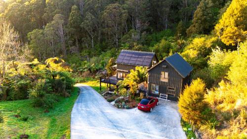 Matakana Retreat - Luxury Off Grid Lodge in Nature