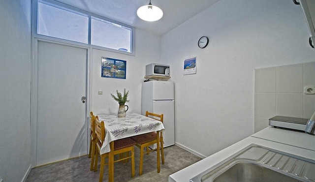 Matana Pomena - A4 One bedroom apartment with balcony and sea view