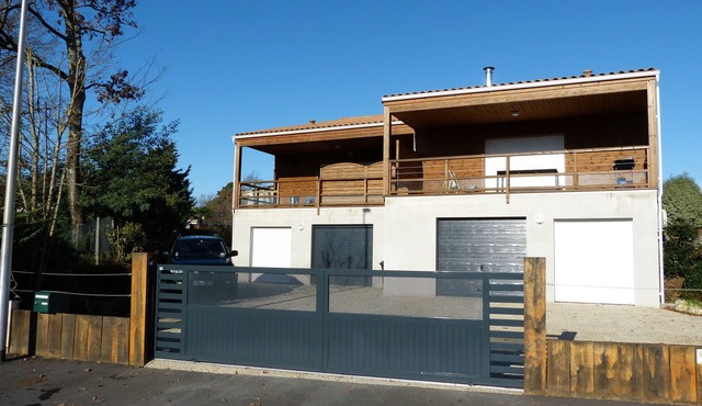 MATHES la PALMYRE house WOOD (BBC label)