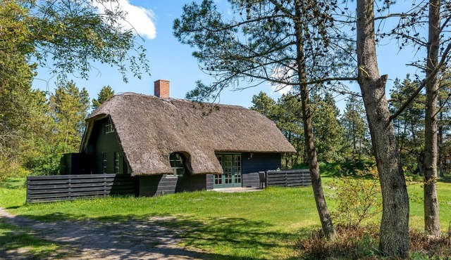 "Matilda" - 1.6km from the sea by Interhome