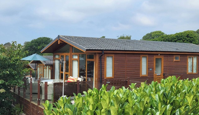 MATILDA LODGE, with a garden in Newton Ferrers