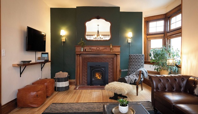 Matilda - Stunning, 3-bed, vintage home in Duluth!