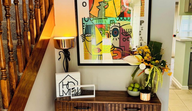 Matriarch Manor-Chic Comfort Near Base + Pool Access