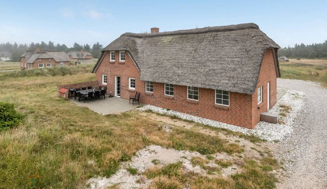 "Matrona" - 750m from the sea by Interhome