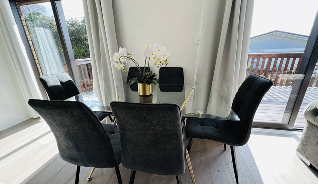 Matuhi Deluxe 2 bedrooms unit