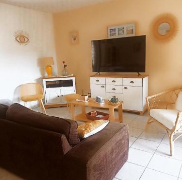 Mauguio-Carnon Apt T2 Tout Confort, Spacieux, Lumineux, Clim, Wifi, Balcon, parking privé, 15 mn des plages, de Montpellier