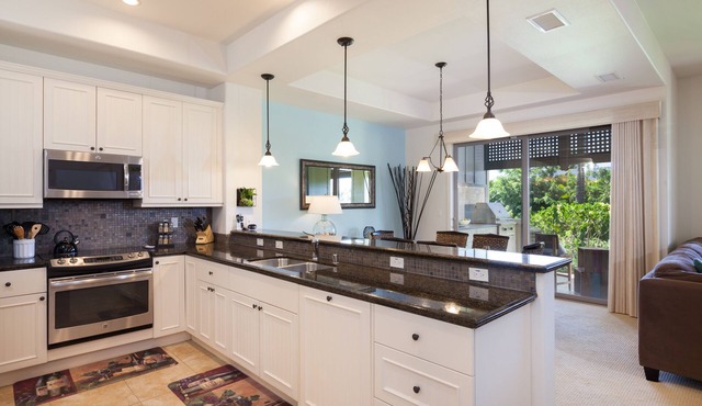 Mauna Lani Private beach access, 2026 Hilton Waikoloa Pool pass included!