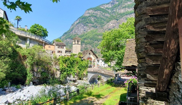 MAva"-Haus mit Blick aufs Wasser by Interhome