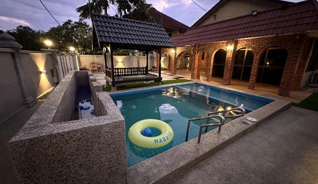 Mawar 23 Chendering with Private Pool