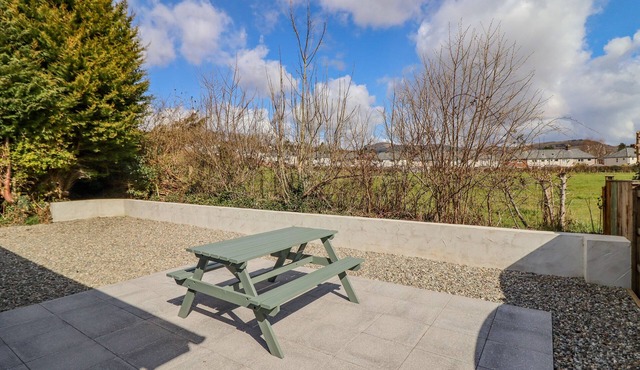 MAWNOG FACH, pet friendly, with a garden in Bala