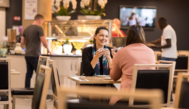 Mawson Lakes Hotel & Function Centre