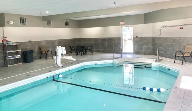 Maximum Comfort! 2 Units with Free Parking, Pet-friendly, Indoor Pool!
