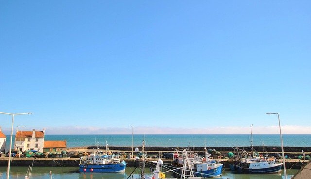 May View - Two Bedroom Apartment, Sleeps 4