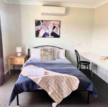 Maya Newcasle 6 bedrooms home