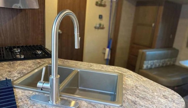 MayfairCana Coleman RV